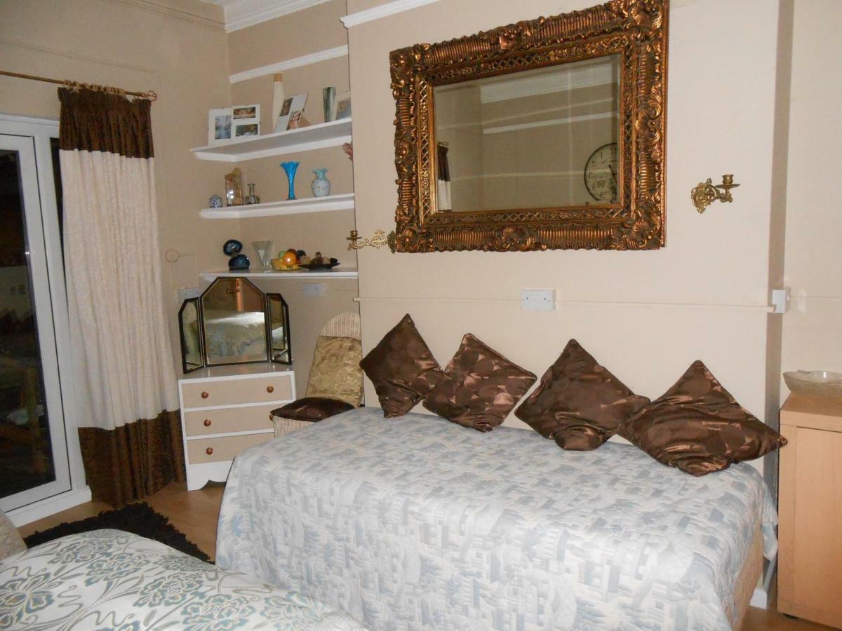 Olderfleet Bed and Breakfast Clacton-on-Sea Εξωτερικό φωτογραφία